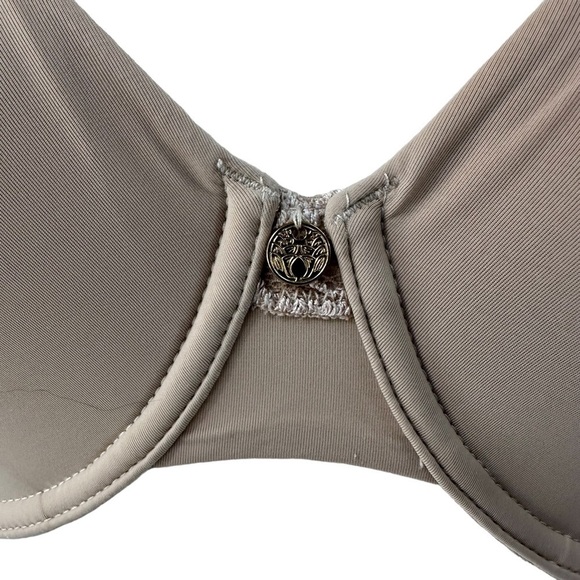 Natori Luxe Underwire Bra, Nude Beige, 34DDD - Picture 3 of 6